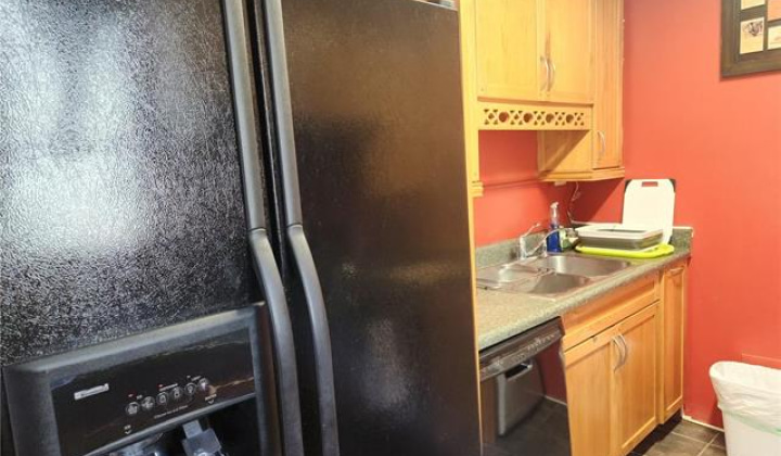 2410 Cleghorn Street,Honolulu,Hawaii,96815,1 Bedroom Bedrooms,1 BathroomBathrooms,Condo/Townhouse,Cleghorn,15,18027901