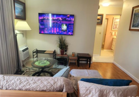 2410 Cleghorn Street,Honolulu,Hawaii,96815,1 Bedroom Bedrooms,1 BathroomBathrooms,Condo/Townhouse,Cleghorn,15,18027901