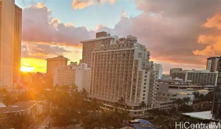 2410 Cleghorn Street,Honolulu,Hawaii,96815,1 Bedroom Bedrooms,1 BathroomBathrooms,Condo/Townhouse,Cleghorn,15,18027901