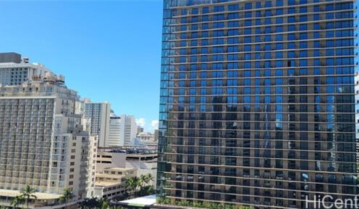 2410 Cleghorn Street,Honolulu,Hawaii,96815,1 Bedroom Bedrooms,1 BathroomBathrooms,Condo/Townhouse,Cleghorn,15,18027901
