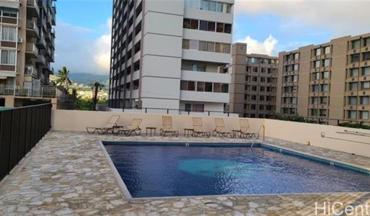 2410 Cleghorn Street,Honolulu,Hawaii,96815,1 Bedroom Bedrooms,1 BathroomBathrooms,Condo/Townhouse,Cleghorn,15,18027901