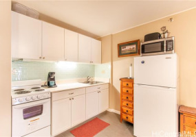 1088 Bishop Street,Honolulu,Hawaii,96813,1 ベッドルーム ベッドルーム,1 バスルームバスルーム,コンド / タウンハウス,Bishop,11,18027995
