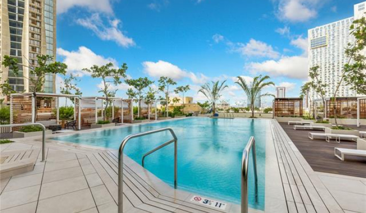 987 Queen Street,Honolulu,Hawaii,96814,1 BathroomBathrooms,Condo/Townhouse,Queen,5,19199500
