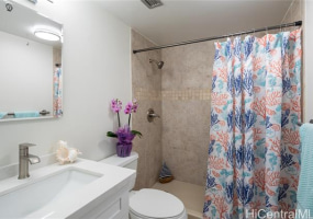 1777 Ala Moana Boulevard,Honolulu,Hawaii,96815,1 Bedroom Bedrooms,1 BathroomBathrooms,Condo/Townhouse,Ala Moana,22,17642309