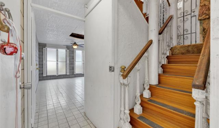 2325/2327 Round Top Drive,Honolulu,Hawaii,96822,5 ベッドルーム ベッドルーム,3 バスルームバスルーム,一戸建て,Round Top,18028518