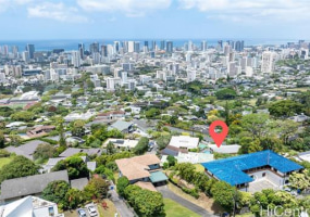 2325/2327 Round Top Drive,Honolulu,Hawaii,96822,5 ベッドルーム ベッドルーム,3 バスルームバスルーム,一戸建て,Round Top,18028518