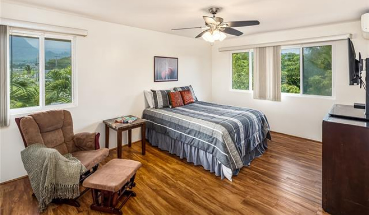 47-711 Kamehameha Highway,Kaneohe,Hawaii,96744,3 Bedrooms Bedrooms,3 BathroomsBathrooms,Single family,Kamehameha,19222084