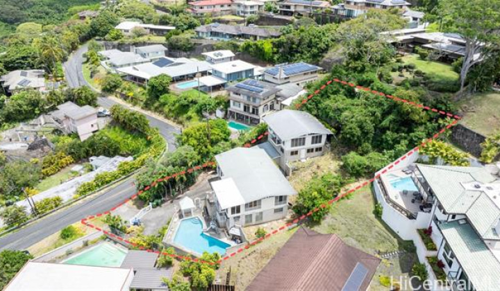 2325/2327 Round Top Drive,Honolulu,Hawaii,96822,5 ベッドルーム ベッドルーム,3 バスルームバスルーム,一戸建て,Round Top,18028518