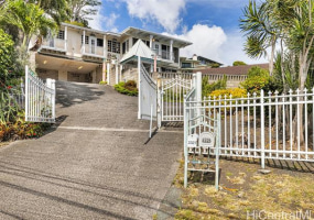2325/2327 Round Top Drive,Honolulu,Hawaii,96822,5 ベッドルーム ベッドルーム,3 バスルームバスルーム,一戸建て,Round Top,18028518