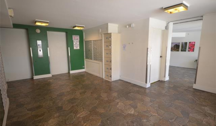 2463 Kuhio Avenue,Honolulu,Hawaii,96815,1 BathroomBathrooms,Condo/Townhouse,Kuhio,5,18032761