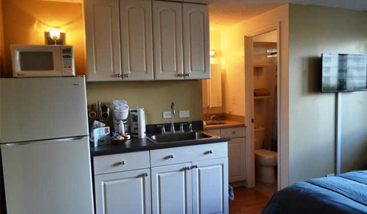 2463 Kuhio Avenue,Honolulu,Hawaii,96815,1 BathroomBathrooms,Condo/Townhouse,Kuhio,5,18032761