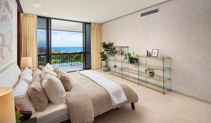 3869 Pokapahu Place,Honolulu,Hawaii,96816,5 Bedrooms Bedrooms,5 BathroomsBathrooms,Single family,Pokapahu,18033626