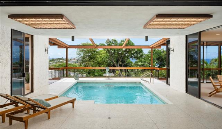 3869 Pokapahu Place,Honolulu,Hawaii,96816,5 Bedrooms Bedrooms,5 BathroomsBathrooms,Single family,Pokapahu,18033626
