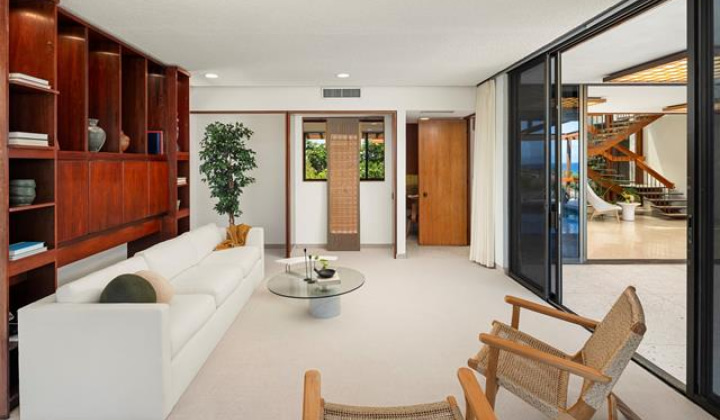 3869 Pokapahu Place,Honolulu,Hawaii,96816,5 Bedrooms Bedrooms,5 BathroomsBathrooms,Single family,Pokapahu,18033626
