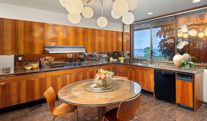 3869 Pokapahu Place,Honolulu,Hawaii,96816,5 Bedrooms Bedrooms,5 BathroomsBathrooms,Single family,Pokapahu,18033626
