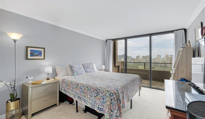 581 Kamoku Street,Honolulu,Hawaii,96826,2 Bedrooms Bedrooms,2 BathroomsBathrooms,Condo/Townhouse,Kamoku,24,18034196