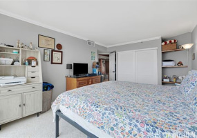 581 Kamoku Street,Honolulu,Hawaii,96826,2 Bedrooms Bedrooms,2 BathroomsBathrooms,Condo/Townhouse,Kamoku,24,18034196