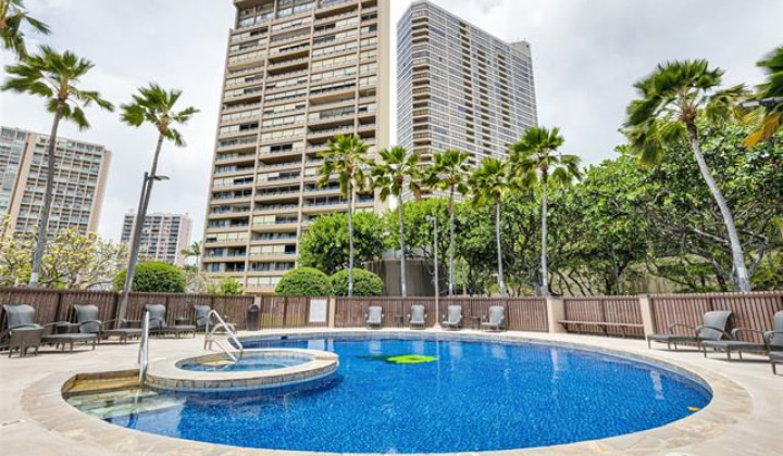 581 Kamoku Street,Honolulu,Hawaii,96826,2 Bedrooms Bedrooms,2 BathroomsBathrooms,Condo/Townhouse,Kamoku,24,18034196