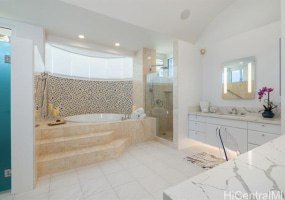 875 Ikena Circle,Honolulu,Hawaii,96821,5 ベッドルーム ベッドルーム,5 バスルームバスルーム,一戸建て,Ikena,18036938