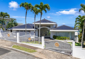 875 Ikena Circle,Honolulu,Hawaii,96821,5 ベッドルーム ベッドルーム,5 バスルームバスルーム,一戸建て,Ikena,18036938