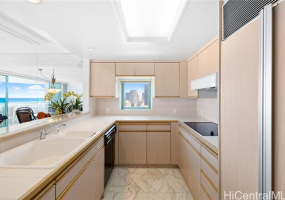 1341 Kapiolani Boulevard,Honolulu,Hawaii,96814,2 ベッドルーム ベッドルーム,2 バスルームバスルーム,コンド / タウンハウス,Kapiolani,25,18037935