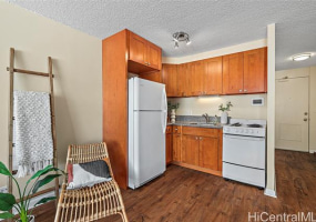747 Amana Street,Honolulu,Hawaii,96814,1 BathroomBathrooms,Condo/Townhouse,Amana,7,18038790