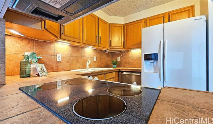 1860 Ala Moana Boulevard,Honolulu,Hawaii,96815,2 Bedrooms Bedrooms,2 BathroomsBathrooms,Condo/Townhouse,Ala Moana,12,17646459