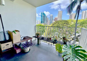 1511 Nuuanu Avenue,Honolulu,Hawaii,96817,2 Bedrooms Bedrooms,1 BathroomBathrooms,Condo/Townhouse,Nuuanu,3,18041658