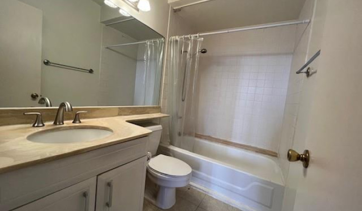1778 Ala Moana Boulevard,Honolulu,Hawaii,96815,1 Bedroom Bedrooms,1 BathroomBathrooms,Condo/Townhouse,Ala Moana,10,18041740