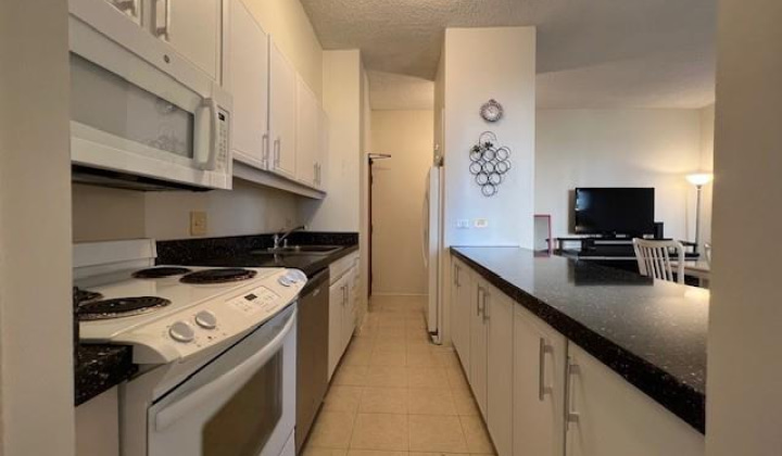 1778 Ala Moana Boulevard,Honolulu,Hawaii,96815,1 Bedroom Bedrooms,1 BathroomBathrooms,Condo/Townhouse,Ala Moana,10,18041740