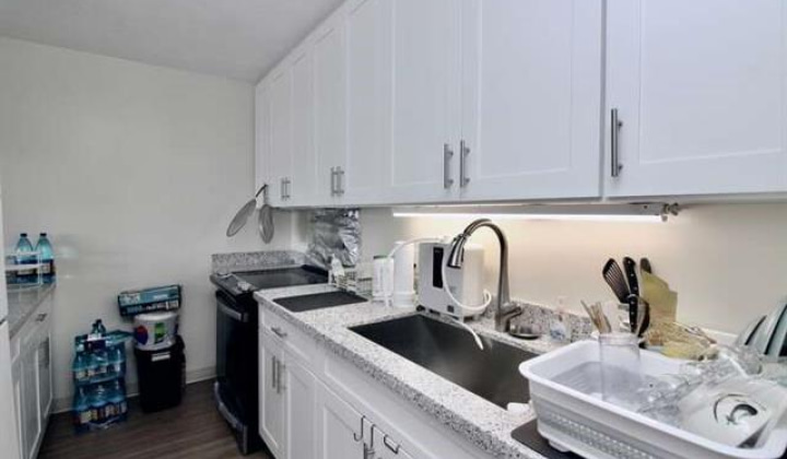 1515 Nuuanu Avenue,Honolulu,Hawaii,96817,1 Bedroom Bedrooms,1 BathroomBathrooms,Condo/Townhouse,Nuuanu,23,18042168