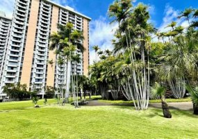 1515 Nuuanu Avenue,Honolulu,Hawaii,96817,1 Bedroom Bedrooms,1 BathroomBathrooms,Condo/Townhouse,Nuuanu,23,18042168