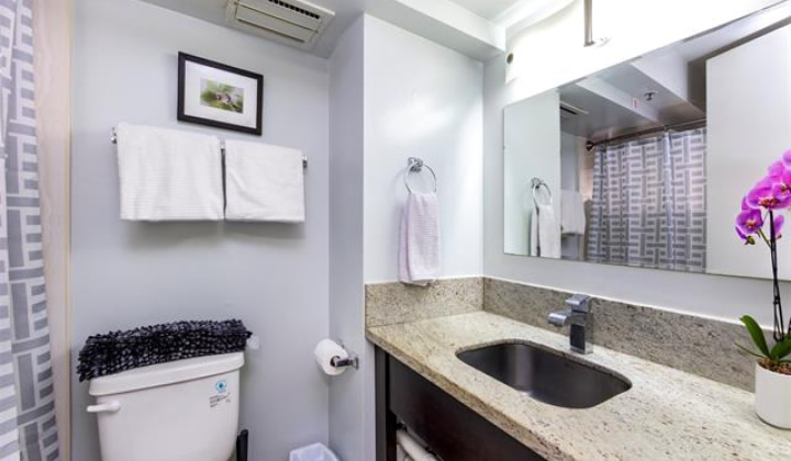 445 Seaside Avenue,Honolulu,Hawaii,96815,1 バスルームバスルーム,コンド / タウンハウス,Seaside,10,18042528