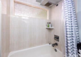 445 Seaside Avenue,Honolulu,Hawaii,96815,1 バスルームバスルーム,コンド / タウンハウス,Seaside,10,18042528