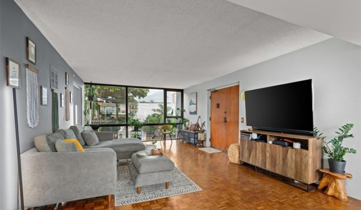 1114 Punahou Street,Honolulu,Hawaii,96826,3 ベッドルーム ベッドルーム,2 バスルームバスルーム,コンド / タウンハウス,Punahou,4,19209751