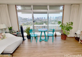 1515 Nuuanu Avenue,Honolulu,Hawaii,96817,1 Bedroom Bedrooms,1 BathroomBathrooms,Condo/Townhouse,Nuuanu,21,18043842