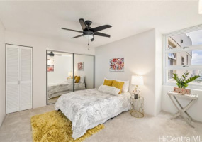 1448 Young Street,Honolulu,Hawaii,96814,2 Bedrooms Bedrooms,1 BathroomBathrooms,Condo/Townhouse,Young,18,18043974