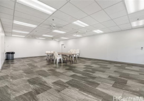 1448 Young Street,Honolulu,Hawaii,96814,2 Bedrooms Bedrooms,1 BathroomBathrooms,Condo/Townhouse,Young,18,18043974