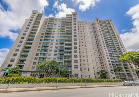 1448 Young Street,Honolulu,Hawaii,96814,2 Bedrooms Bedrooms,1 BathroomBathrooms,Condo/Townhouse,Young,18,18043974