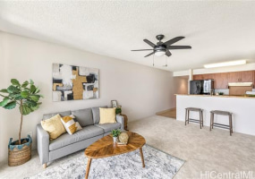 1448 Young Street,Honolulu,Hawaii,96814,2 Bedrooms Bedrooms,1 BathroomBathrooms,Condo/Townhouse,Young,18,18043974
