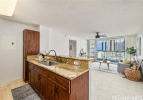 1448 Young Street,Honolulu,Hawaii,96814,2 Bedrooms Bedrooms,1 BathroomBathrooms,Condo/Townhouse,Young,18,18043974