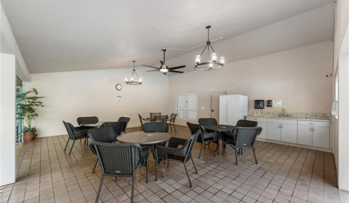 3054 Ala Poha Place,Honolulu,Hawaii,96818,2 ベッドルーム ベッドルーム,2 バスルームバスルーム,コンド / タウンハウス,Ala Poha,19,19210828