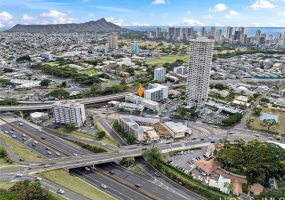 2875 King Street,Honolulu,Hawaii,96826,1 ベッドルーム ベッドルーム,1 バスルームバスルーム,コンド / タウンハウス,King,2,18507314