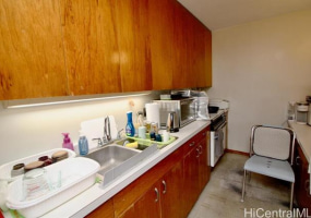 1519 Nuuanu Avenue,Honolulu,Hawaii,96817,1 Bedroom Bedrooms,1 BathroomBathrooms,Condo/Townhouse,Nuuanu,5,18043978