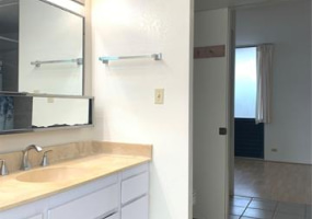 320 Liliuokalani Avenue,Honolulu,Hawaii,96815,2 ベッドルーム ベッドルーム,1 バスルームバスルーム,コンド / タウンハウス,Liliuokalani,6,18044124