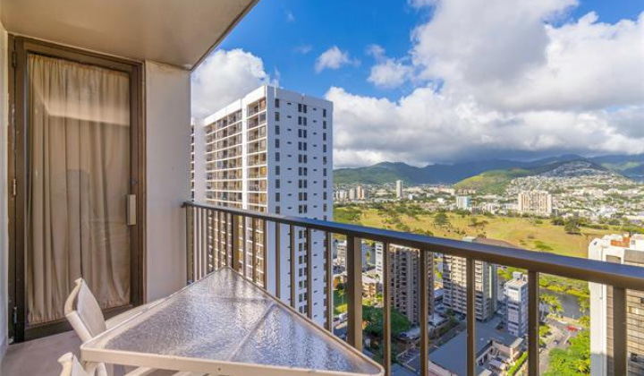 229 Paoakalani Avenue,Honolulu,Hawaii,96815,1 ベッドルーム ベッドルーム,1 バスルームバスルーム,コンド / タウンハウス,Paoakalani,31,18507431