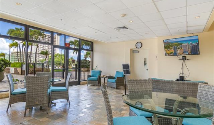 229 Paoakalani Avenue,Honolulu,Hawaii,96815,1 ベッドルーム ベッドルーム,1 バスルームバスルーム,コンド / タウンハウス,Paoakalani,31,18507431
