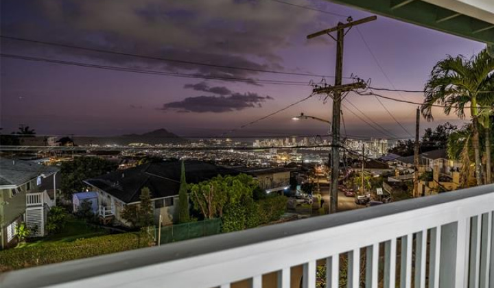 1952 Bertram Street,Honolulu,Hawaii,96816,3 ベッドルーム ベッドルーム,2 バスルームバスルーム,一戸建て,Bertram,19232773