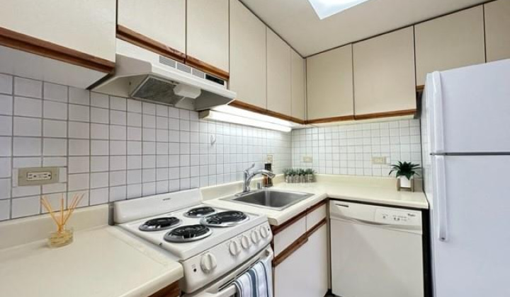 5333 Likini Street,Honolulu,Hawaii,96818,1 ベッドルーム ベッドルーム,1 バスルームバスルーム,コンド / タウンハウス,Likini,7,18058674