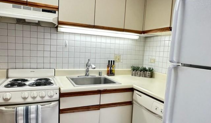 5333 Likini Street,Honolulu,Hawaii,96818,1 ベッドルーム ベッドルーム,1 バスルームバスルーム,コンド / タウンハウス,Likini,7,18058674